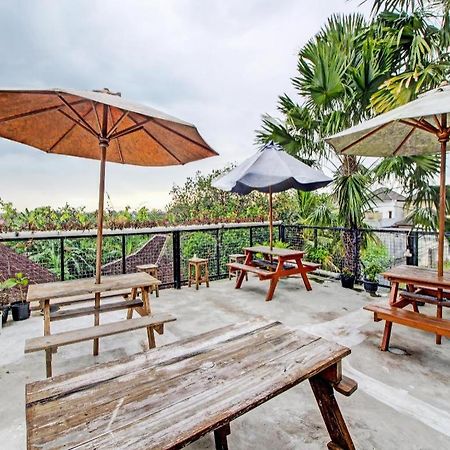 Oyo 92256 Sentosa Residence ยอกยาการ์ตา ภายนอก รูปภาพ