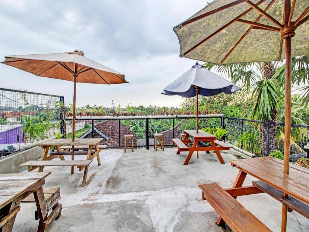 Oyo 92256 Sentosa Residence ยอกยาการ์ตา ภายนอก รูปภาพ