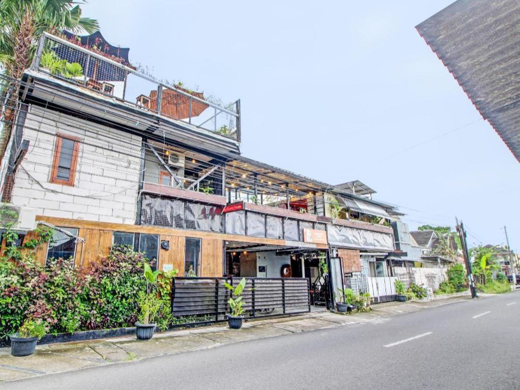 Oyo 92256 Sentosa Residence ยอกยาการ์ตา ภายนอก รูปภาพ