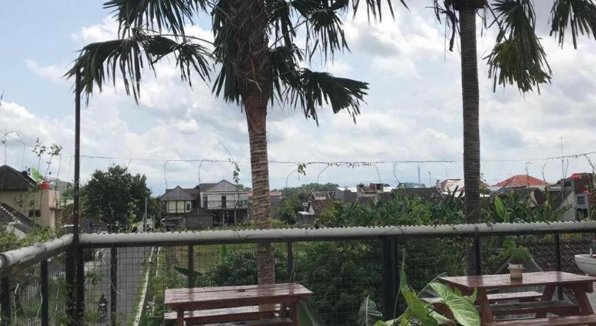 Oyo 92256 Sentosa Residence ยอกยาการ์ตา ภายนอก รูปภาพ